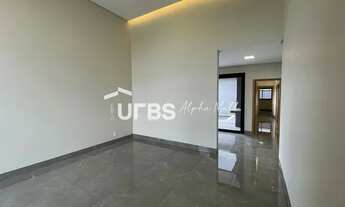 Imagem 3: Casa de condomínio térrea para venda possui 160 metros quadrados com 3 quartos