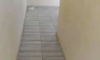 Imagem: Casa de meio terreno