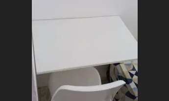 Imagem 3: Quarto individual mobiliado