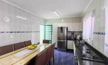 Imagem 2: Casa com 3 quartos ,1 suíte ,salão no sótão em Artur Alvim - São Paulo - SP