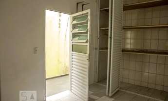 Imagem 4: Casa para Aluguel - Saúde, 1 Quarto, 35 m2