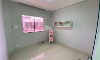 Imagem 6: ALUGO UMA MAGNIFICA CASA COM DOIS PAVIMENTOS E FINO ACABAMENTO EM CONDOMIINIO FECHADO, APR