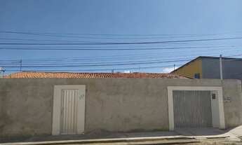 Imagem: Alugo casa toda forrada e gradeada