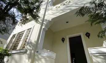 Imagem: Casa Comercial Bairro Floresta 5 Qts 4 Banheiros