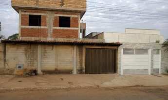 Imagem 5: Vendo sobrado em fase de acabamento