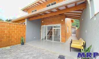 Imagem 2: CA00359 - Casa nova em Ubatuba, jardim beira Rio, próximo a praia da Maranduba, aceita fin