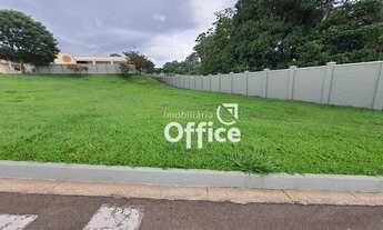 Imagem: Lote à venda por R$ 590.000 - Condomínio