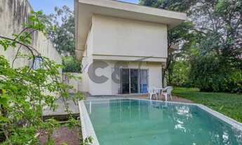 Imagem: Sobrado com 4 Dormitórios (3 Suítes) à