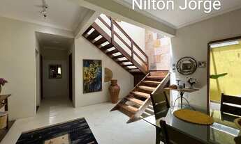 Imagem 6: Sobrado para venda possui 225 metros quadrados com 3 quartos em Arraial D'Ajuda - Por