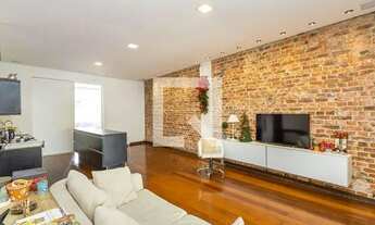 Imagem 2: Casa à Venda - Floresta, 2 Quartos, 270 m2