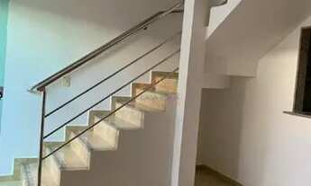 Imagem: Casa 2 andar com 2 quartos sendo 1 com suíte