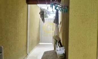 Imagem 2: Vende-se Casa Sobrado no Condomínio Home Club no Loteamento Villa Branca - Jacareí