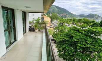 Imagem 2: Imóvel de frente para a praia em Charitas, Niterói: conforto, lazer e vista panorâmica