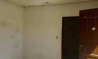 Imagem 6: Casa de 03 cômodos individual com garagem