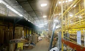 Imagem 2: Aluga-se Galpão 1400 m2, Próximo Porto Chibatão!