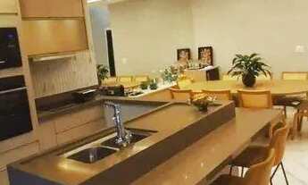 Imagem 2: Casa com 3 quartos, 176 m², à venda por R$ 1.200.000 ou aluguel por R$ 6.500/mês- Condomín