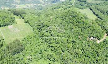 Imagem: Área de terra com potencial de vista à