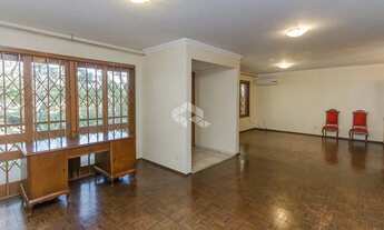 Imagem 2: Casa à venda com 5 quartos, 4 vagas/box no Bairro Boa Vista em Porto Alegre/RS