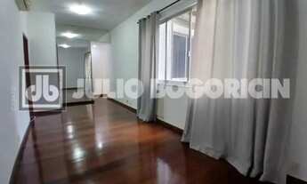 Imagem 2: Maravilhoso apartamento de 2 quartos silencioso em prédio gabaritado