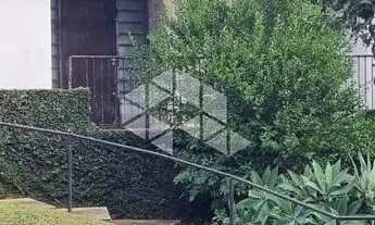 Imagem 5: Casa 2 dormitórios no Bairro Três Figueiras em Porto Alegre