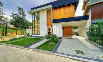 Imagem 2: Casa com 4 dormitórios à venda, 185 m² por R$ 1.390.000,00 - Posse - Teresópolis/RJ