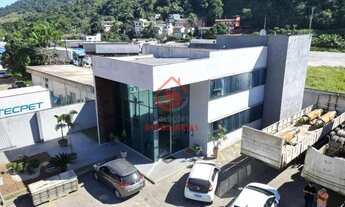 Imagem 2: Área para locação 3.300,² com escritórios, tanque de combústivel e mais