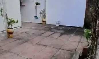 Imagem 2: Casa em Porto Alegre, no bairro Restinga, com 2 dormitório(s), e 2 banheiros, à venda