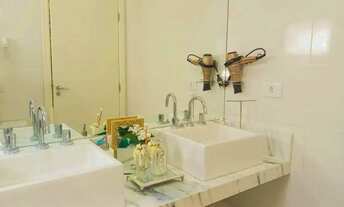 Imagem 5: Casa à venda em Santana de Parnaíba, Alphaville, com 3 suítes, com 224 m², Residencial Val