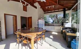 Imagem 5: Casa com 3 suítes, piscina e churrasqueira para locação ou venda no Villaggio Capriccio