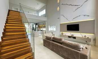 Imagem 2: Casa alto padrão com 320m de 4 quartos sendo 2 suítes em condomínio com infra no Campeche