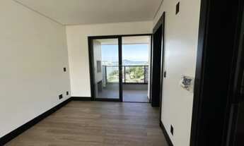 Imagem 2: Apartamento de 1 Suíte + 2 Demi Suíte na Beira Rio Com Vista Mar - Fazenda Itajaí