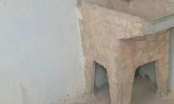 Imagem 6: Casa pequena, em Guadalupe. Com 1 quarto, cozinha, banheiro e área