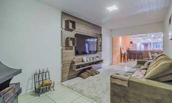 Imagem 7: Casa Alto Padrão com Piscina e Suíte com Hidro no Bairro Salgado Filho, em Gravataí