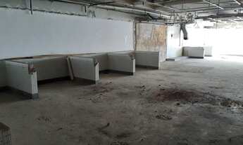 Imagem 6: Prédio com 2 andares na Estrada do Portela - Madureira