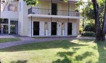 Imagem: Casa comercial com 10 quartos para alugar