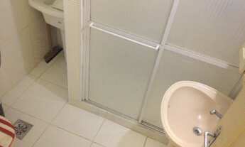 Imagem 4: Apartamento dividido em quarto e sala em Copacabana, na Domingos Ferreira, quadra da praia