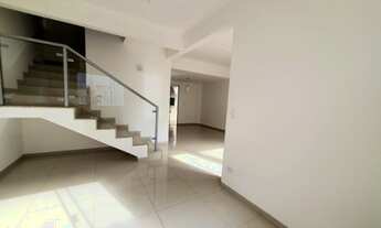 Imagem 2: Sobrado em Condomínio Chácara Cachoeira