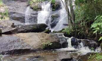 Imagem 2: Lote/Terreno para venda possui 600 metros quadrados em Jardim do Lago - Suzano - SP