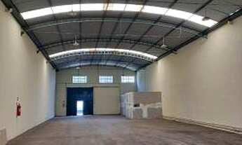 Imagem 4: Galpão/Depósito/Armazém para venda possui 2117 metros quadrados com 3 quartos