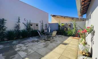 Imagem 5: Casa de condomínio térrea para venda tem 200 metros quadrados com 3 quartos