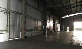 Imagem 3: Galpão/Depósito/Armazém para venda com 6871 metros quadrados com 3 quartos