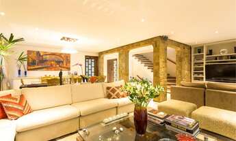 Imagem: Sobrado para venda com 485 metros quadrados