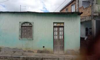 Imagem: Vendo sobrado e uma casa