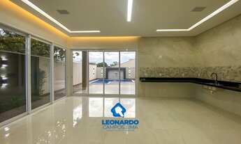 Imagem 5: Casa para Venda em Palmas, Plano Diretor Sul, 3 dormitórios, 3 suítes, 5 banheiros, 4 vaga