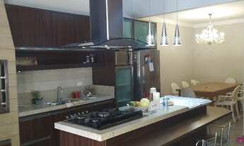 Imagem 6: Sobrado com Piscina