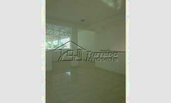 Imagem 2: Prédio comercial novo no Urbanova com pé direito alto