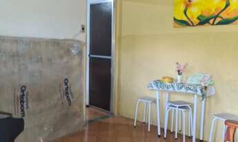 Imagem 3: Casa para venda possui 48 metros quadrados com 1 quarto em Cantagalo - Angra dos Reis - RJ