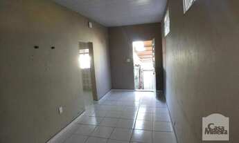 Imagem: Casa à Venda - Lagoinha, 2 Quartos, 90