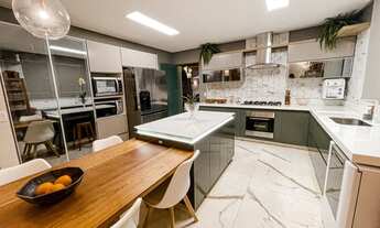 Imagem 3: Casa de condomínio para venda possui 269 metros quadrados com 4 quartos