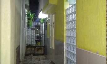 Imagem 3: Casa para venda possui 90 metros quadrados com 2 quartos em Glória - Vila Velha - Espírito